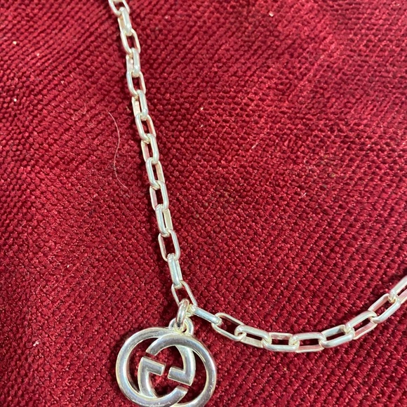 Gucci new authentic 925 interlocking women’s bracelets - Picture 3 of 6